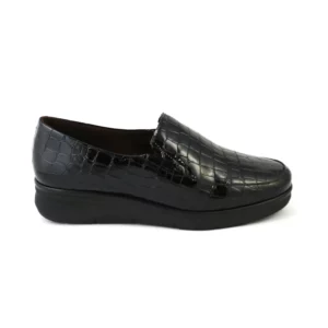Pitillos 10700 - Mocasín en charol coco y cuña baja en negro