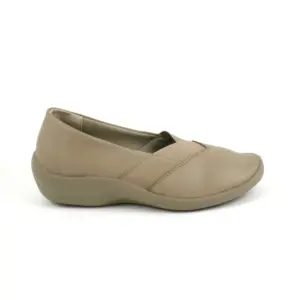A'rcopedico Acadia - Zapato con elástico cruzado en taupe