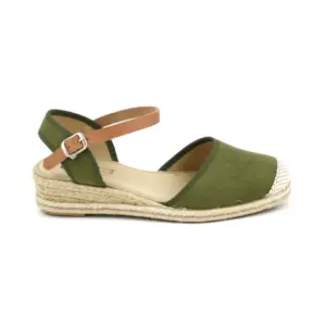 Koki's 3760 - Alpargata con hebilla de cuña baja y punta cerrada en kaki